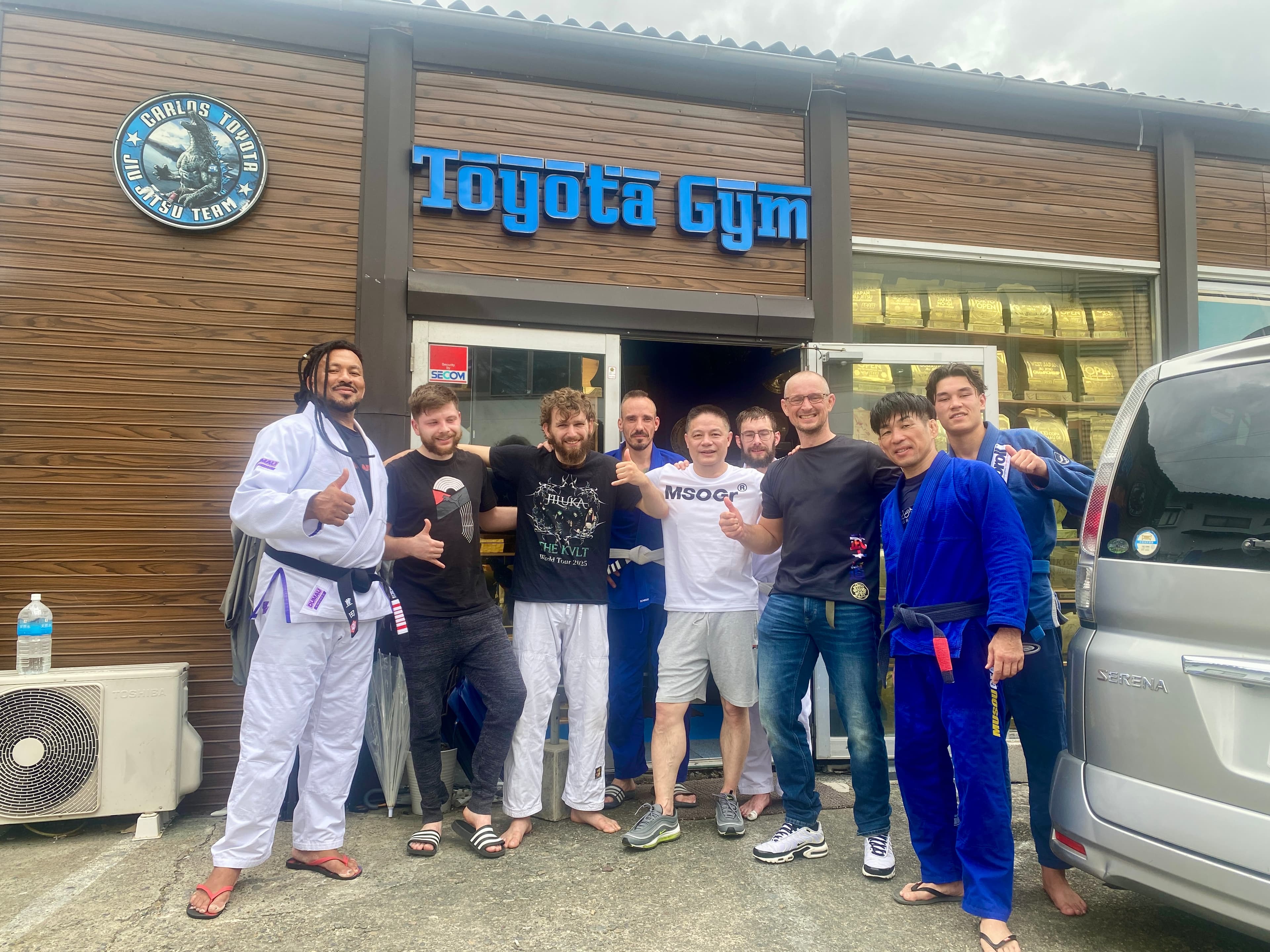 浜松まちなか道場_ブログ記事「仲間との再会、武道がくれた一生の宝物」のアイキャッチ画像